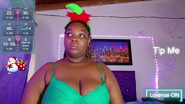 ebony_NeighborMoans on StripChat