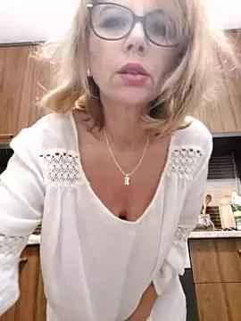 elacoquette on StripChat 