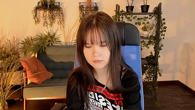 StripChat Elainebeness is Freechat Elainebeness — remove your makeup