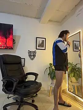 Elian_savoy from StripChat