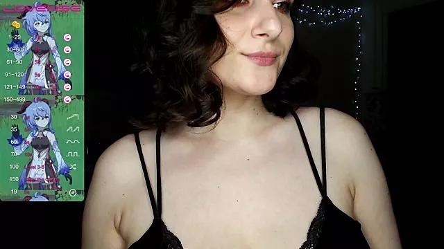 elise_sweet on StripChat 