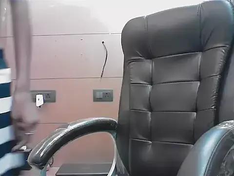 Freechat elize__ on StripChat