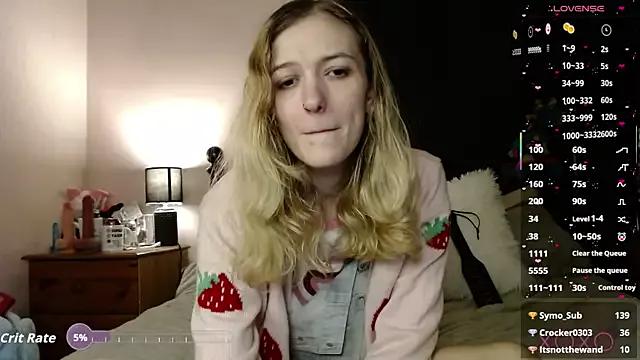 EllieeRose on StripChat