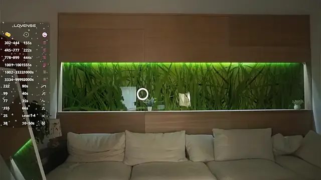 ElmaSmallman on StripChat