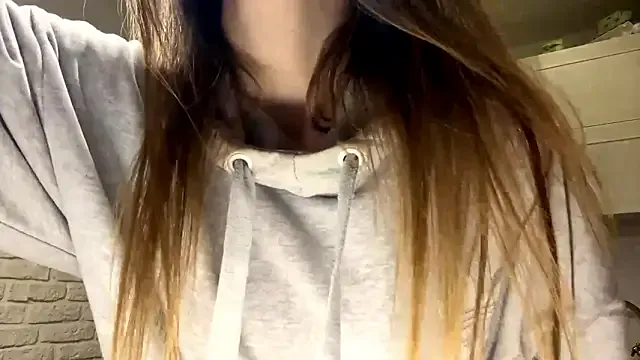 ElsieKuhlmann on StripChat