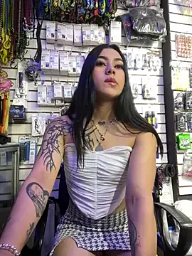 emily_24x — zoom pussy