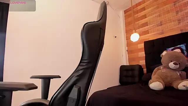 Sweet Emily_brown04 from StripChat Emily_brown04 from StripChat