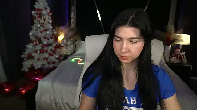 EmilyCandyy on StripChat