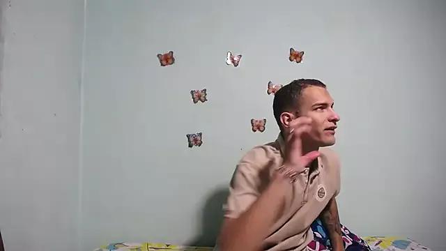 Admire StripChat's Emilyvalencia_1 emilyvalencia_1 from StripChat