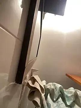 Emma_Brown_12 on StripChat