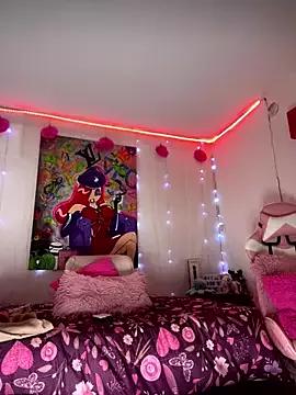 Emma_Brown_12 on StripChat