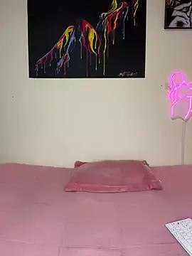 Emmie_Hot on StripChat 