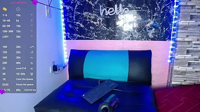 Freechat emmydurant on StripChat