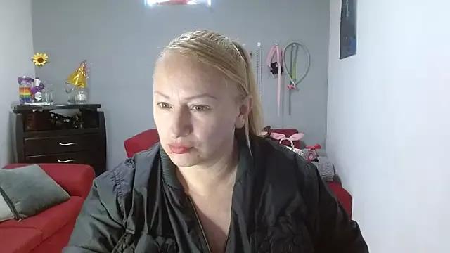 emperabigbootybigass on StripChat 