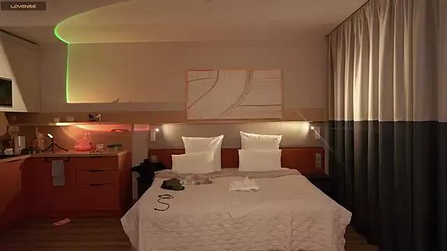 enjoy_me on StripChat