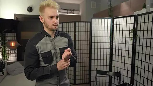 enjoy_me on StripChat