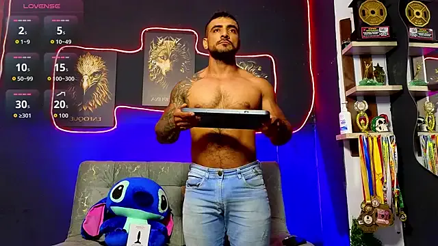 ERIC_HARRISON on StripChat