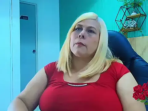 StripChat eva_colen50 is Freechat eva_colen50 — sexy blowjob, bare tits