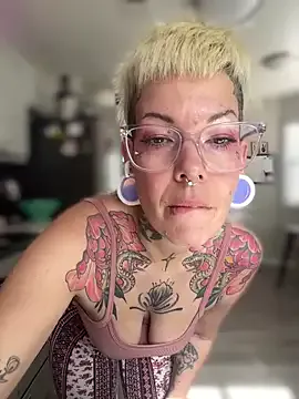 Eva_Monroe- — Lay back and play w/ pussy