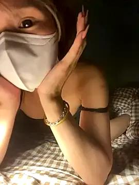 Fin-xinh18 from StripChat