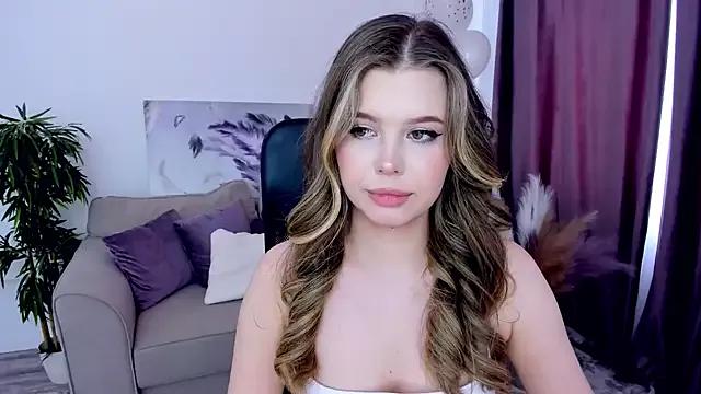 FollowLovee on StripChat 