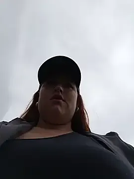 sc Freckless_ is f Freckless_ — Pull out tits + spit + bounce