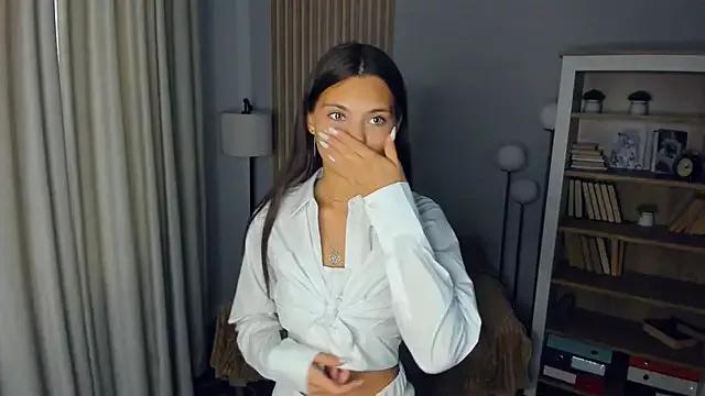 Freechat FunnyyMonkeyy on StripChat