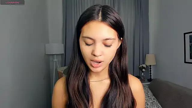 Freechat FunnyyMonkeyy on StripChat