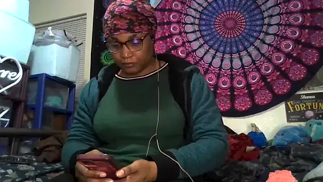 GardeniaFields on StripChat