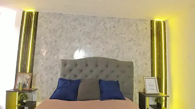 StripChat GiannaSlimJB is Freechat GiannaSlimJB — fullnaked + rub pussy 3 min