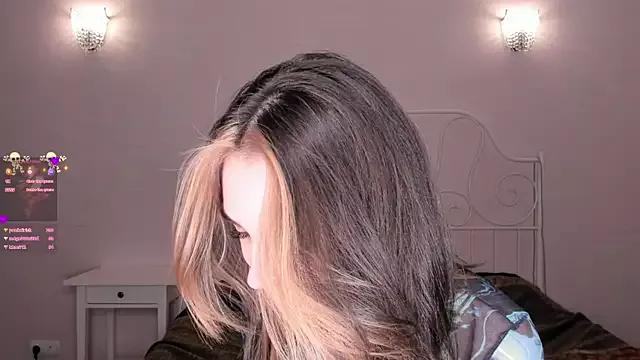 GillianDowdey on StripChat 