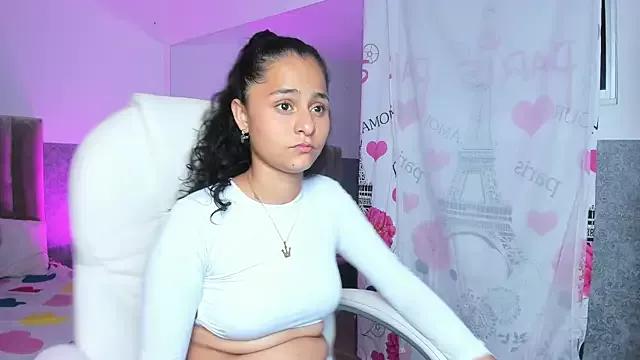 Giselle_Roldan on StripChat