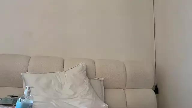 Checkout 23 years old GiuliaDollx from StripChat GiuliaDollx from StripChat