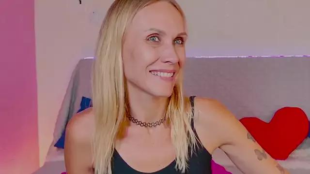 Freechat goddess_kate__ on StripChat