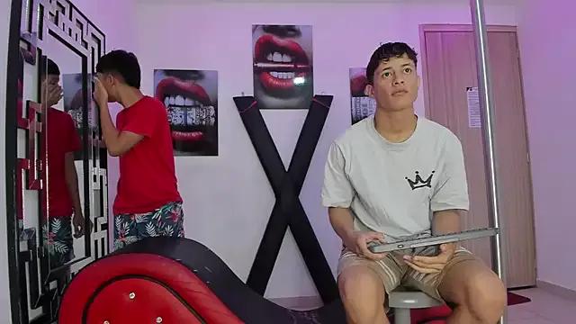 Naked GRETTY_BOYS wants you to fuck their body now GRETTY_BOYS from StripChat