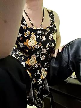 Hangem111 from StripChat