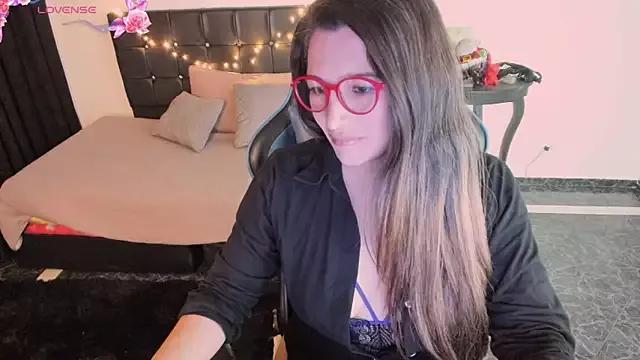 Hanna_MA from StripChat