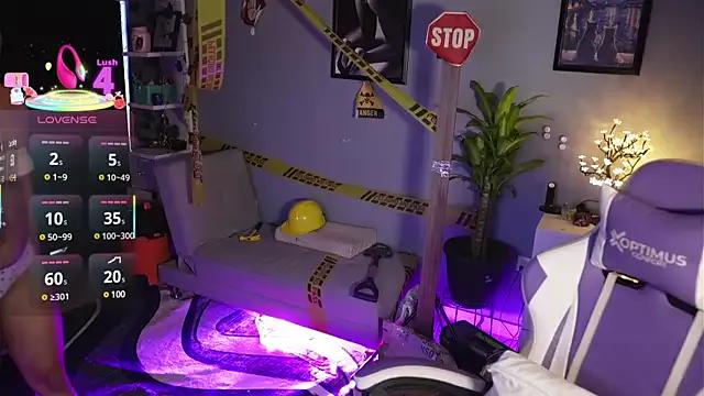 Freechat hannachris- on StripChat