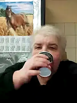 Freechat HapinessLovee on StripChat