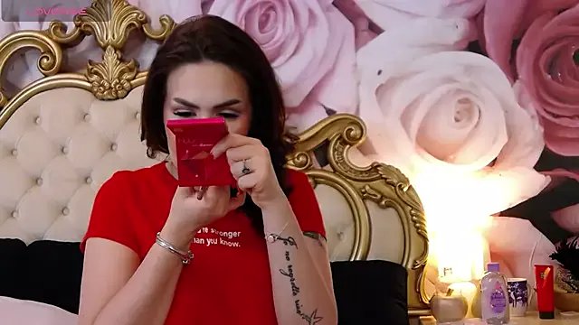 HessaHessy on StripChat 