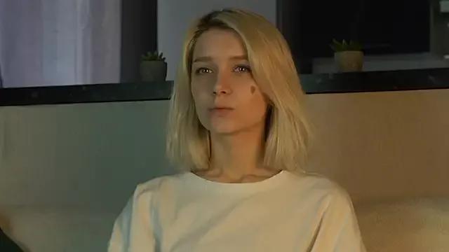 Freechat Hi_my_name_is on StripChat