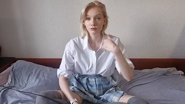 HirokoMassengills — Take off my T-shirt