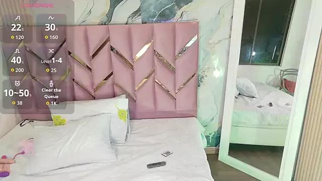 Watch StripChat's Hotiergirl hotiergirl from StripChat