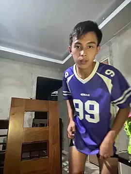 Hotkurty69