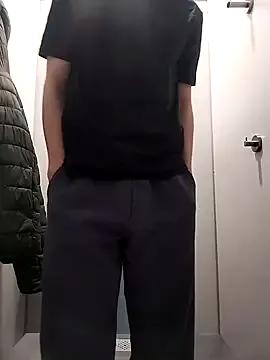 HotSweetBoy_18 from StripChat