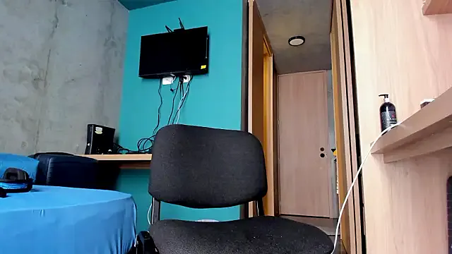 Huge_latin_cock — Cum show  