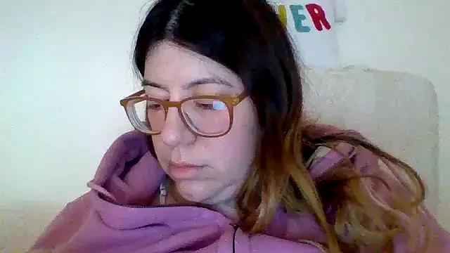 HYPHYtype on StripChat 