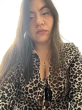 Iam__Cristal — Show my nipple in public