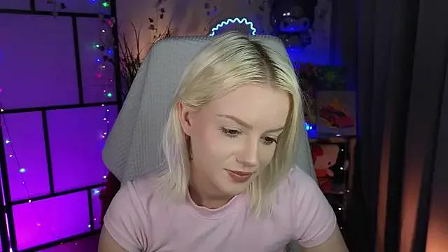 ImBonBon on StripChat