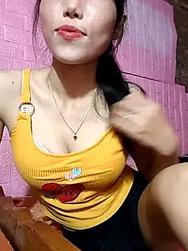 Freechat Ingrid428 on StripChat